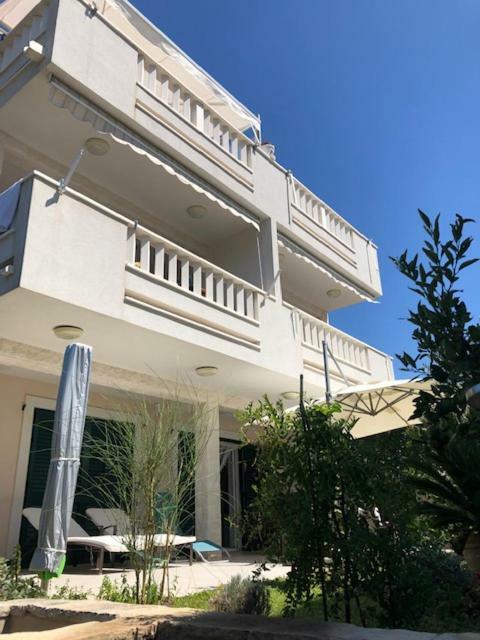 Apartmani Draga فوديس المظهر الخارجي الصورة